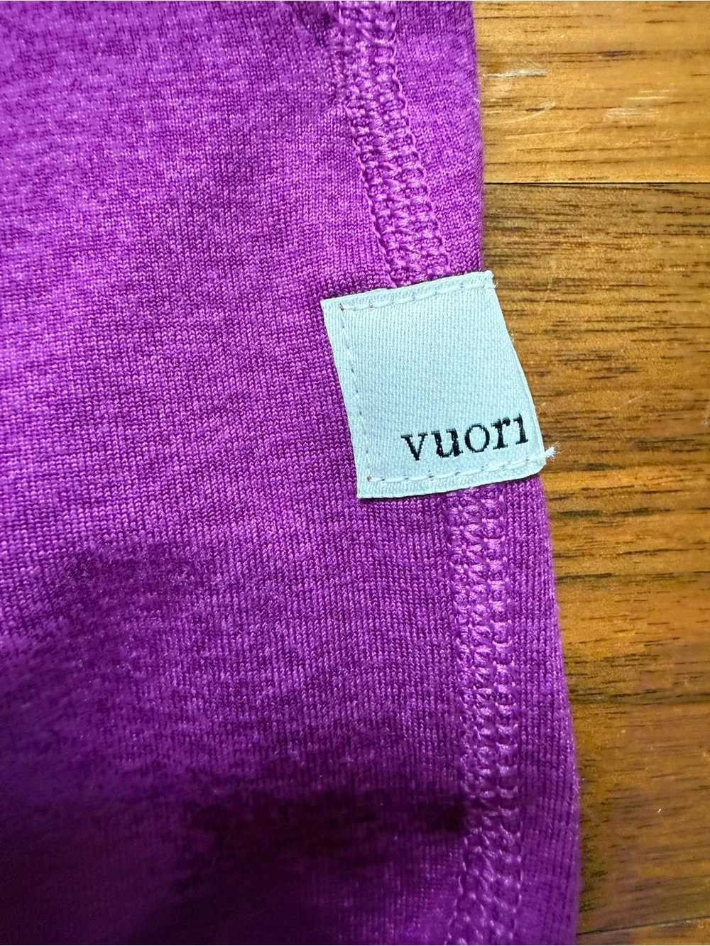 Vuori Performance Jogger in Magenta Heather Size Small - Picture 5 of 8